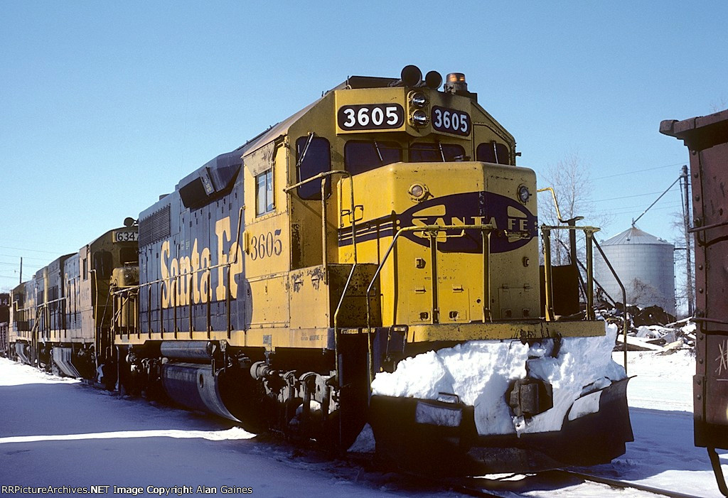 AT&SF GP39-2 3605